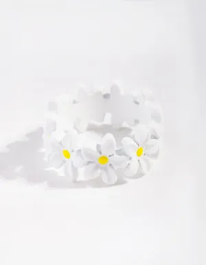 Daisy Surrounded Ring